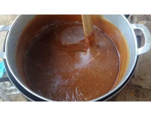 Cách nấu cao mèo đen khá phức tạp để thu được thành phẩm chất lượng